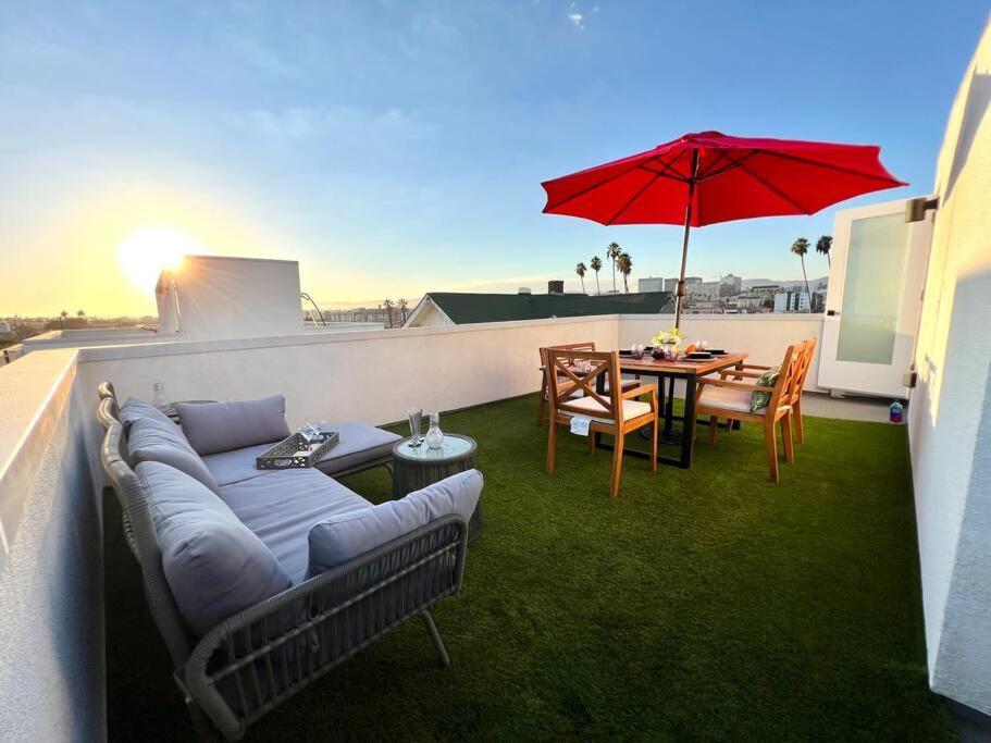 Luxury K-Town Dwelling With Private Rooftop Deck. Лос-Анджелес Экстерьер фото