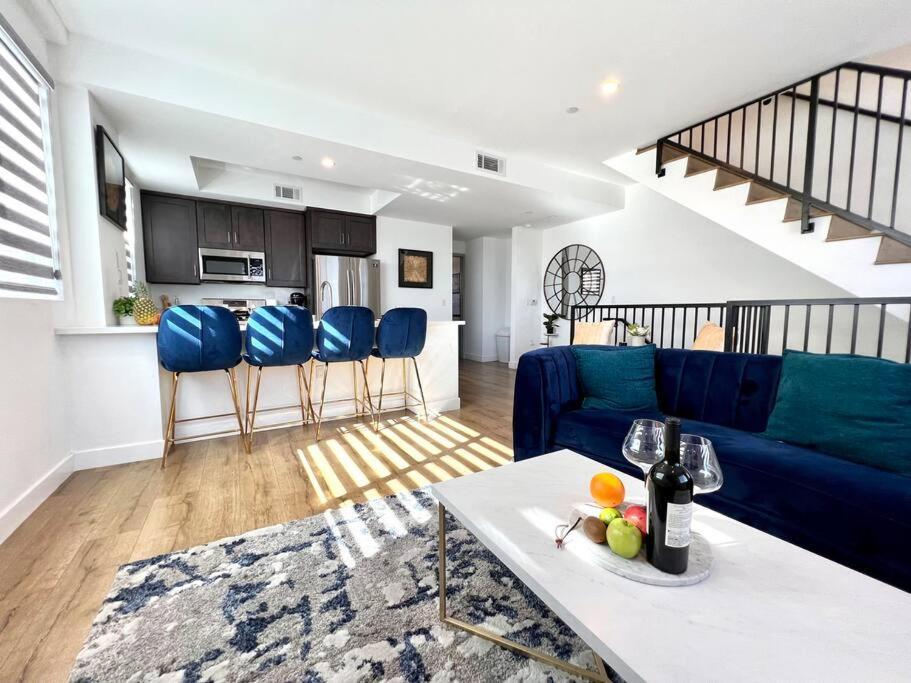 Luxury K-Town Dwelling With Private Rooftop Deck. Лос-Анджелес Экстерьер фото